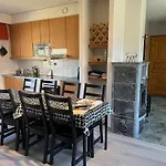 度假居 Castillo Luulampi E4 *