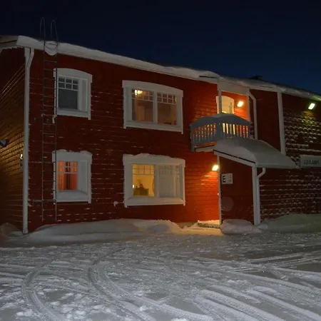 Loma-asunnot Castillo Luulampi E4 *